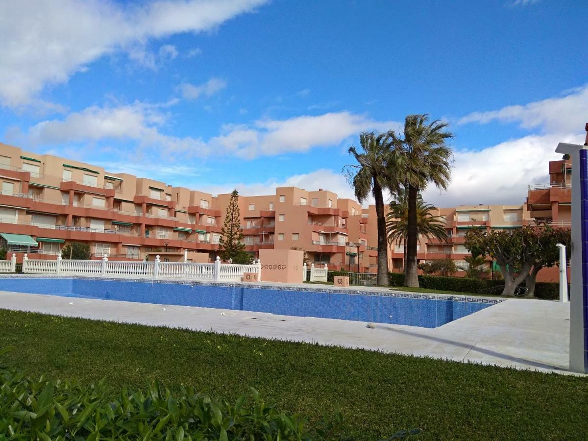 Apartamento A 150 Metros Del Mar, Parking Y Wifi Salobrena Luaran gambar