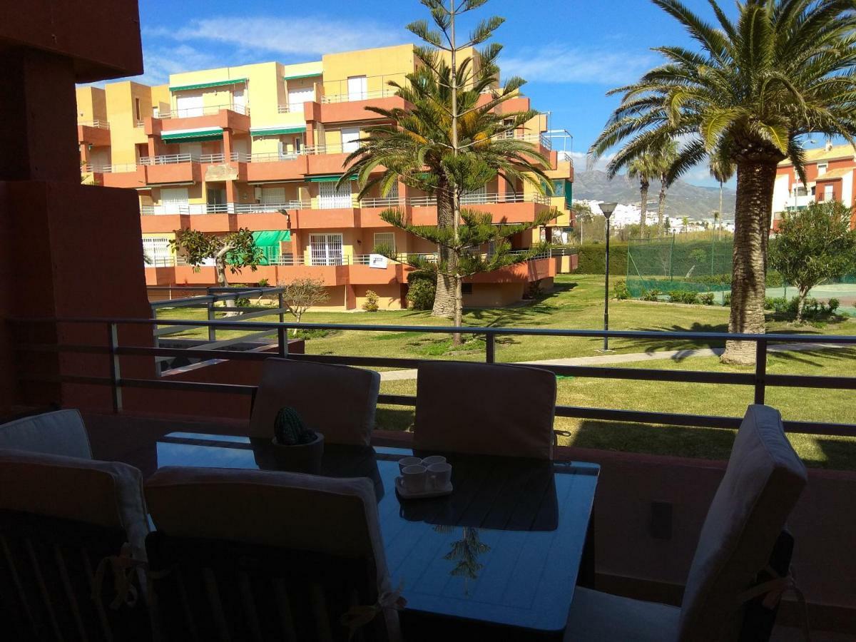Apartamento A 150 Metros Del Mar, Parking Y Wifi Salobrena Luaran gambar