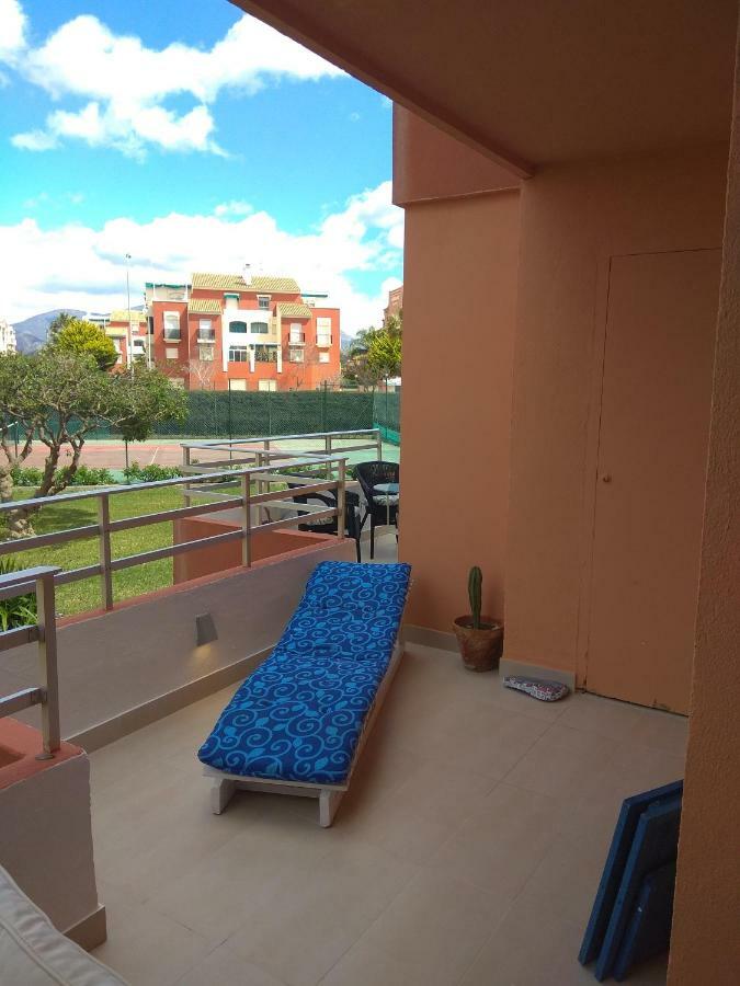 Apartamento A 150 Metros Del Mar, Parking Y Wifi Salobrena Luaran gambar