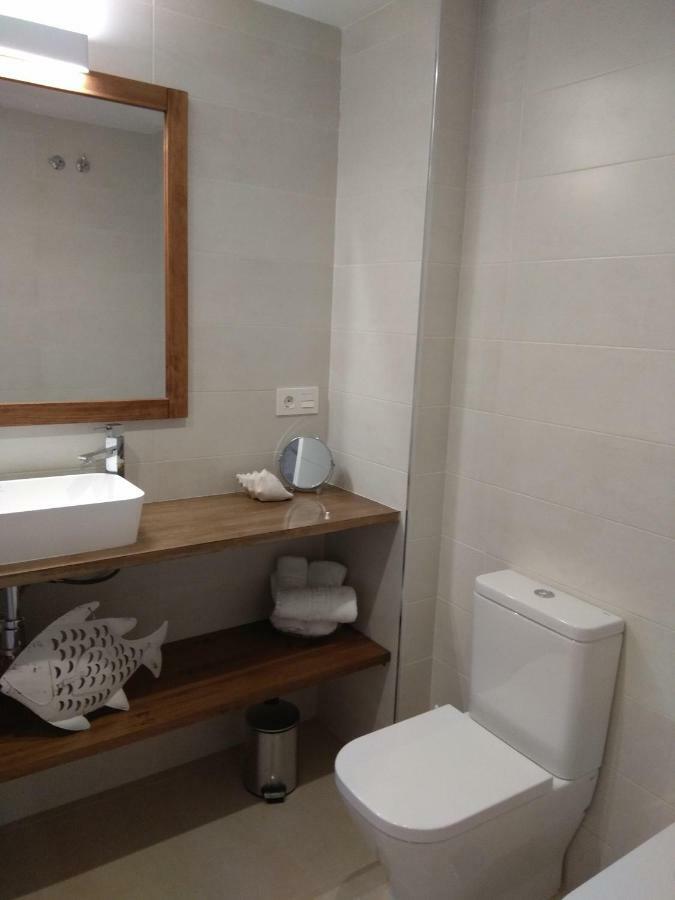 Apartamento A 150 Metros Del Mar, Parking Y Wifi Salobrena Luaran gambar