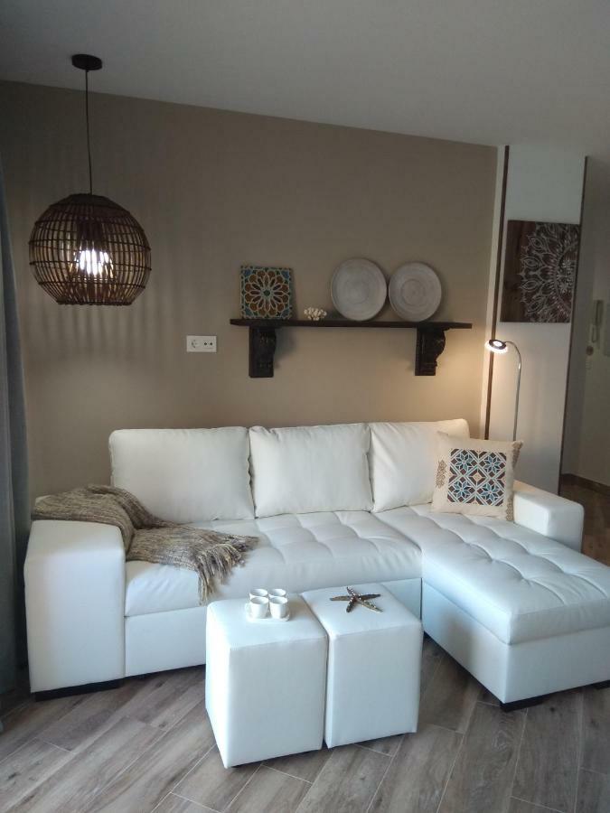 Apartamento A 150 Metros Del Mar, Parking Y Wifi Salobrena Luaran gambar