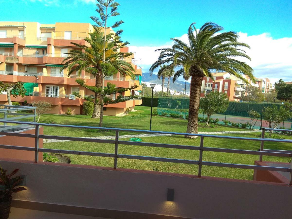 Apartamento A 150 Metros Del Mar, Parking Y Wifi Salobrena Luaran gambar