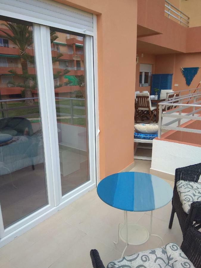 Apartamento A 150 Metros Del Mar, Parking Y Wifi Salobrena Luaran gambar