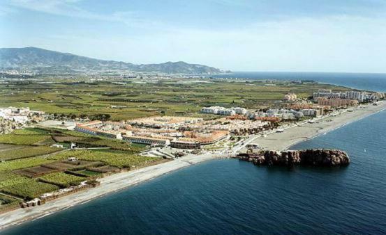 Apartamento A 150 Metros Del Mar, Parking Y Wifi Salobrena Luaran gambar