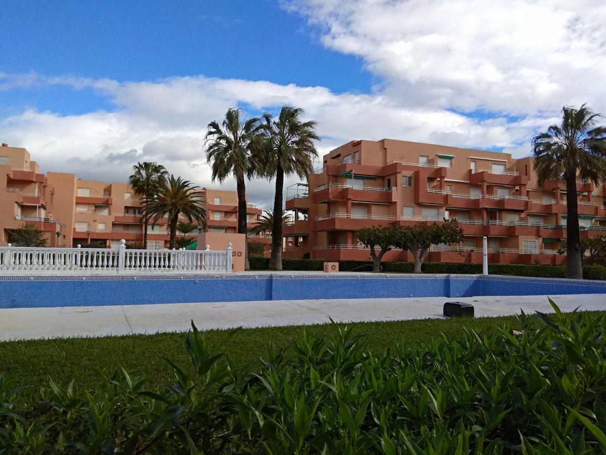 Apartamento A 150 Metros Del Mar, Parking Y Wifi Salobrena Luaran gambar